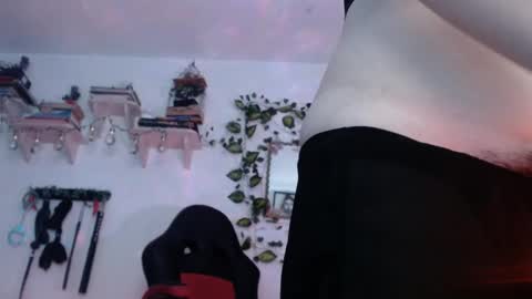 Eve Blue  friends. IG eve blue77 TW EveBlue 1 OF eveblue7 online show from March 11, 5:05 am