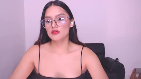 Snapshot of eve_rox18 chatting on December 1, 11:14 pm Eve Rox18 online show from December 1, 11:14 pm