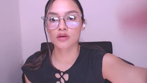 Snapshot of eve_rox18 chatting on January 21, 6:54 am Eve Rox18 online show from January 21, 6:54 am