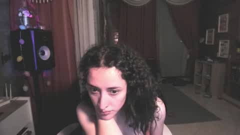 Snapshot of evee_uwu chatting on October 3, 2:52 am Eve Jane  online show from October 3, 2:52 am