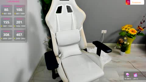 eveeevian online show from March 13, 2:45 pm