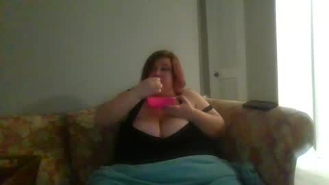 Snapshot of evehaspowers chatting on February 6, 12:43 am Eve online show from February 6, 12:43 am