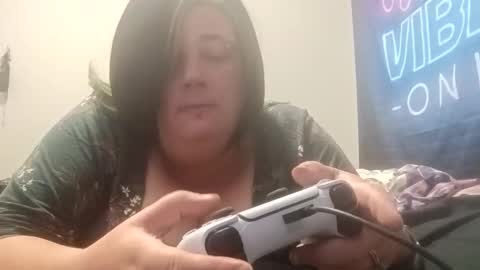 Snapshot of evehaspowers chatting on October 15, 1:39 am Eve online show from October 15, 1:39 am