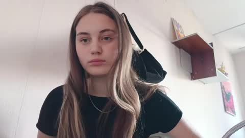 Noor online show from April 7, 9:10 am