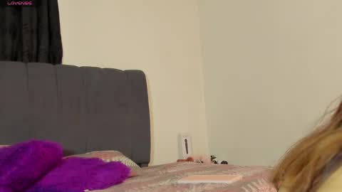 evelin888 online show from April 20, 9:38 pm