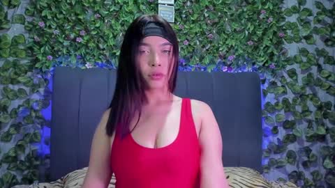 Snapshot of evelin_33 chatting on September 22, 9:06 pm E V E L I N online show from September 22, 9:06 pm