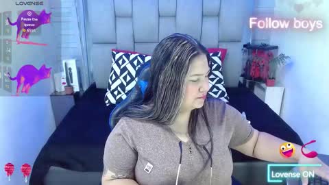 evelin zaens online show from November 17, 4:18 am