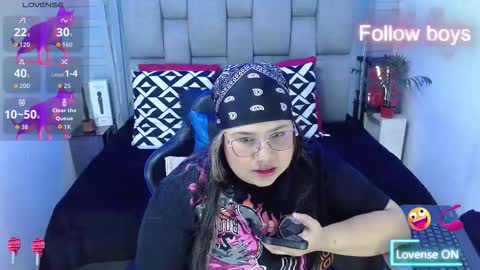 evelin zaens online show from November 20, 4:34 am