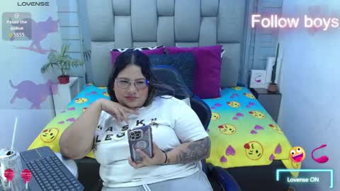 evelin zaens online show from April 10, 7:02 am