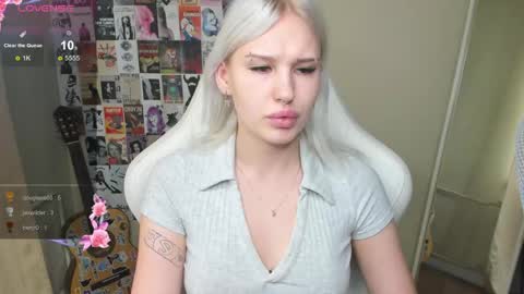 Evelina online show from May 31, 1:36 am