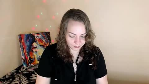 Snapshot of evelineli chatting on September 18, 5:37 pm Lydia online show from September 18, 5:37 pm