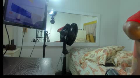 DAYANITA online show from January 31, 7:08 pm