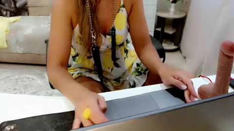 evelove online show from September 16, 5:08 am