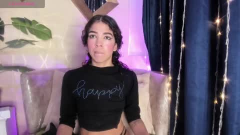 Snapshot of evelyn__rose1 chatting on May 2, 2:16 am evelyn__rose1 online show from May 2, 2:16 am