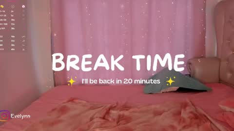 evelyn evelyn online show from March 4, 7:22 pm