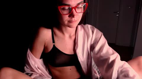Snapshot of evelyn_gg chatting on June 18, 6:56 pm Evelyn online show from June 18, 6:56 pm