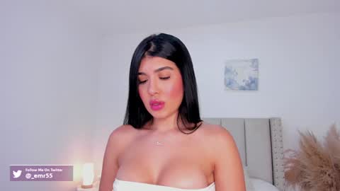 Snapshot of evelyn_montoya chatting on December 20, 4:53 am Evelyn online show from December 20, 4:53 am