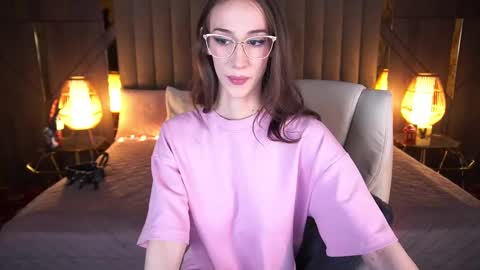 evelyn rush1 online show from February 22, 3:01 am