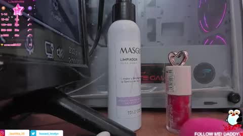 Snapshot of evelynhoward23 chatting on October 2, 7:10 pm LAURA SOFIA  INDEPENDENT MODEL FOLLOW ME NOW ALMOST 10000 FOLLOWERS online show from October 2, 7:10 pm