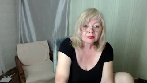 BarbaraBlondy online show from June 6, 8:35 pm