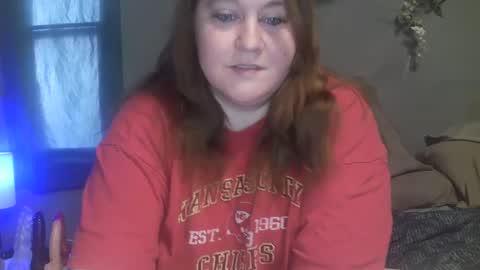 Snapshot of evelynvanderbilt chatting on December 5, 1:38 pm Evelyn Vanderbilt online show from December 5, 1:38 pm