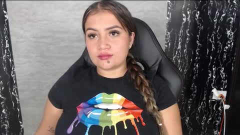 Snapshot of evemilk chatting on September 10, 8:03 am evelin 3 online show from September 10, 8:03 am