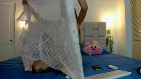 Snapshot of even_scoty chatting on November 2, 2:58 am even_scoty online show from November 2, 2:58 am