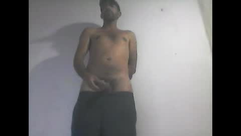 Snapshot of everaldosantos chatting on January 12, 11:04 pm everaldosantos online show from January 12, 11:04 pm