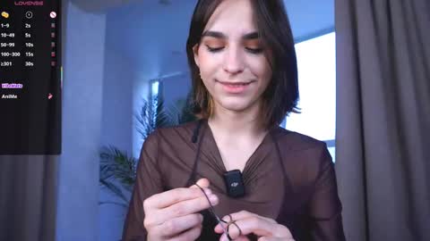 Snapshot of evervessi chatting on September 30, 3:55 am Anita online show from September 30, 3:55 am