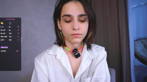 Snapshot of evervessi chatting on October 2, 8:21 am Anita online show from October 2, 8:21 am