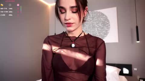 Snapshot of evervessi chatting on October 22, 6:57 am Anita online show from October 22, 6:57 am