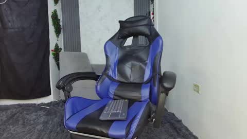 luis online show from September 28, 10:04 pm