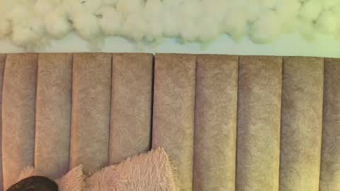 Evette online show from April 7, 11:26 pm