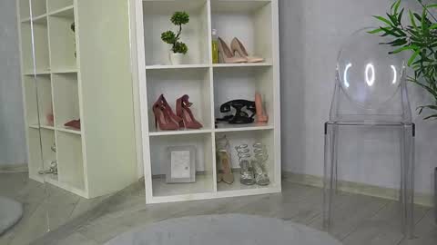 evewilder online show from November 10, 6:23 am