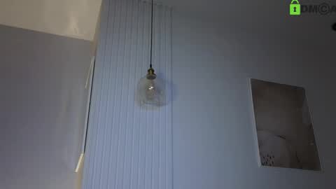 evi_woow online show from February 15, 1:10 am