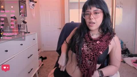 Evie Luna online show from April 19, 12:54 am