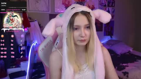 Evie online show from January 5, 8:21 pm