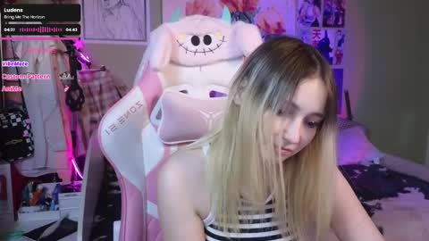 Evie online show from January 8, 3:40 am