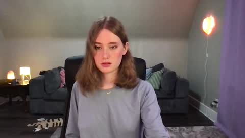 Evie3 online show from December 6, 8:51 pm