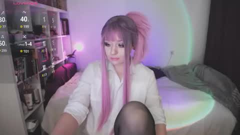 Snapshot of eviecuster chatting on July 16, 7:20 pm Im gonna be on in 2 hours online show from July 16, 7:20 pm