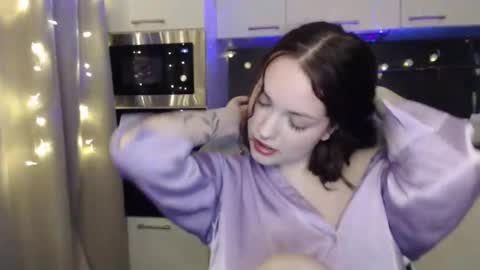 Lessie online show from January 16, 11:27 pm