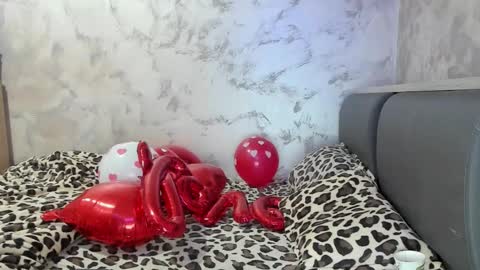 evil_naughty online show from October 24, 4:20 am