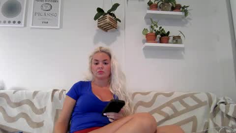 Badblondebunny online show from February 16, 2:09 am