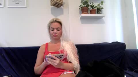 Badblondebunny online show from September 30, 10:26 pm