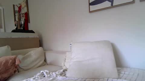 Badblondebunny online show from December 2, 5:41 pm