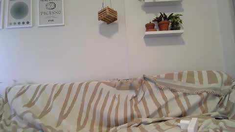 Badblondebunny online show from December 22, 11:35 pm