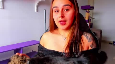 EVY online show from April 10, 3:50 pm