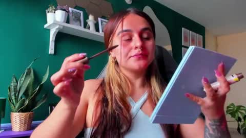 EVY online show from April 24, 4:42 pm