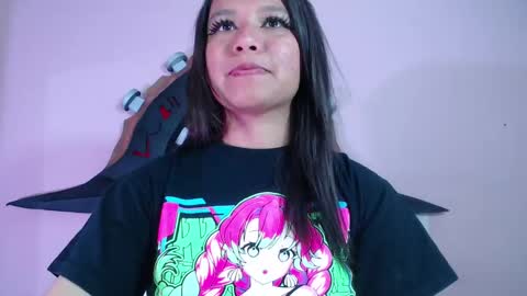 Im Evy online show from October 26, 12:05 am