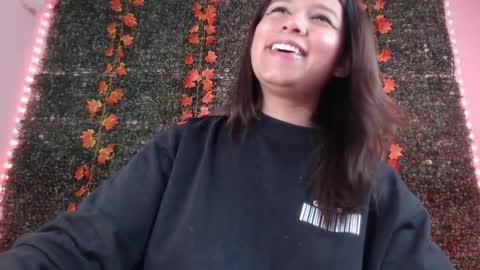 Im Evy online show from March 24, 4:23 pm